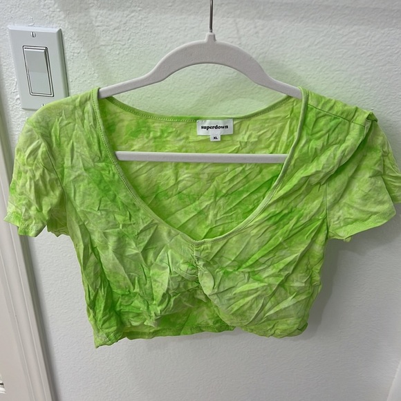 NEW Superdown Green Tie Dye Crop Top - Picture 4 of 9